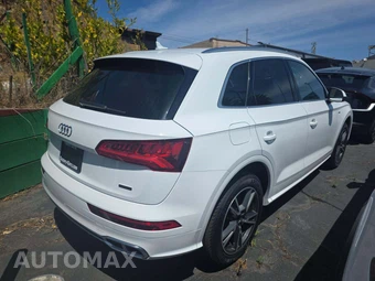2020 Audi Q5 Plug-In Hybrid Premium – miniatura 3