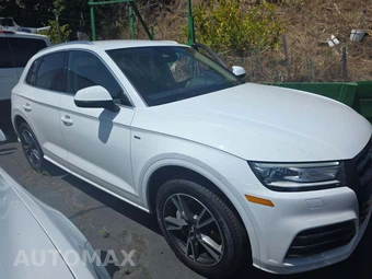 2020 Audi Q5 Plug-In Hybrid Premium – miniatura 4