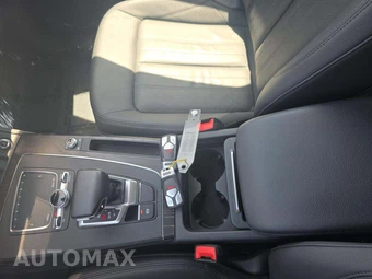 2020 Audi Q5 Plug-In Hybrid Premium – miniatura 8