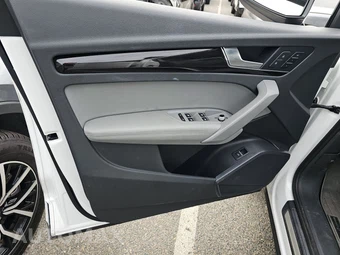 2020 Audi Q5 Premium Plus – miniatura 9