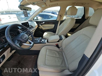 2020 Audi Q5 Premium – miniatura 7