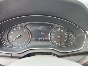 2020 Audi Q5 Premium – miniatura 9