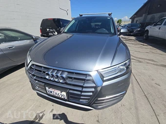 2020 Audi Q5 Premium – miniatura 2