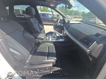 2020 Audi Q5 Titanium Premium – miniatura 15