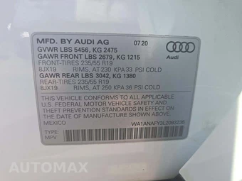 2020 Audi Q5 Titanium Premium – miniatura 2