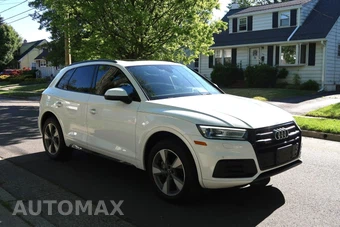 2020 Audi Q5 Titanium Premium – miniatura 3