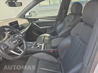 2020 Audi Q5 Titanium Premium – miniatura 30