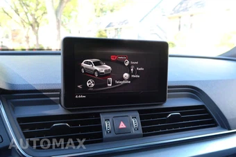 2020 Audi Q5 Titanium Premium – miniatura 38