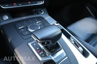 2020 Audi Q5 Titanium Premium – miniatura 39