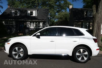 2020 Audi Q5 Titanium Premium – miniatura 7