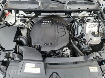 2020 Audi Q5 Titanium Premium – miniatura 15