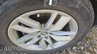 2020 Audi Q5 Titanium Premium – miniatura 20