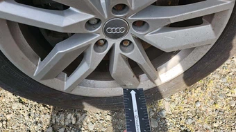 2020 Audi Q5 Titanium Premium – miniatura 25
