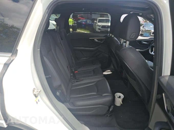 2020 Audi Q7 Premium Plus 45 TFSI – miniatura 16
