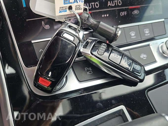 2020 Audi Q7 Premium Plus 55 TFSI - miniatura 8
