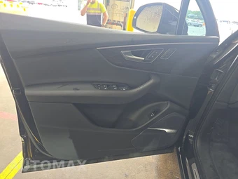2020 Audi Q7 Prestige – miniatura 9
