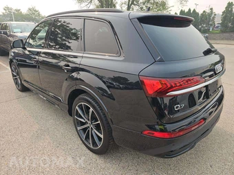 2020 Audi Q7 Prestige – miniatura 2