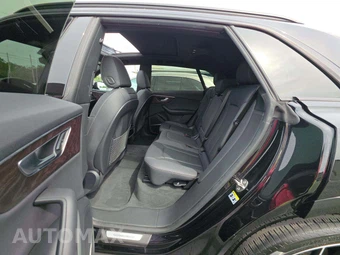 2020 Audi Q8 Premium Plus – miniatura 13