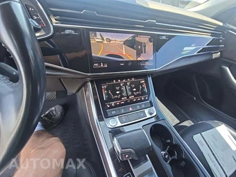 2020 Audi Q8 Premium Plus – miniatura 7