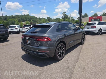 2020 Audi Q8 Premium Plus – miniatura 3