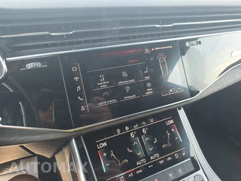 2020 Audi Q8 Premium Plus – miniatura 11