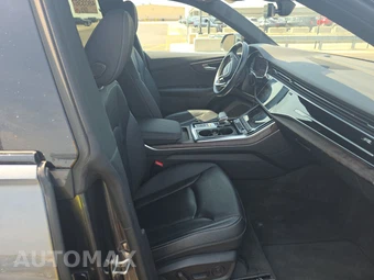 2020 Audi Q8 Premium Plus – miniatura 8