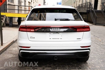 2020 Audi Q8 Premium Plus - miniatura 5