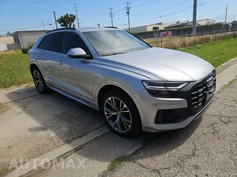 2020 Audi Q8 Premium – miniatura 3