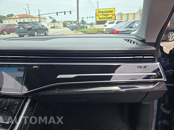 2020 Audi Q8 Prestige – miniatura 19