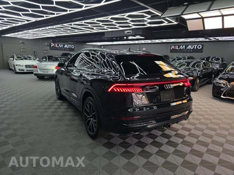 2020 Audi Q8 Prestige - miniatura 2