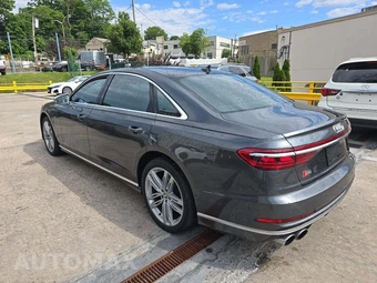 2020 Audi S8 – miniatura 2
