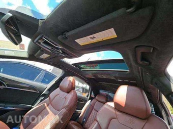 2020 Audi S8 – miniatura 11