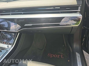 2020 Audi S8 – miniatura 19