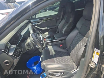 2020 Audi S8 – miniatura 6