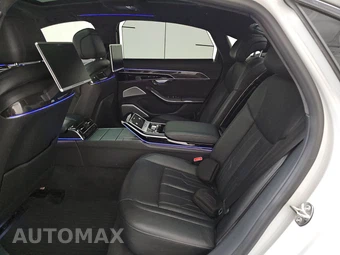 2020 Audi S8 - miniatura 13