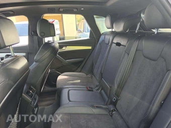 2020 Audi SQ5 Premium – miniatura 13
