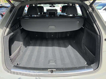 2020 Audi SQ5 Premium – miniatura 14