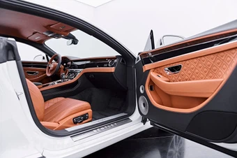 2020 Bentley Continental GT First Edition V8 - miniatura 37