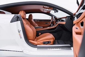 2020 Bentley Continental GT First Edition V8 - miniatura 38