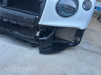 2020 Bentley Continental GT V8 - miniatura 2