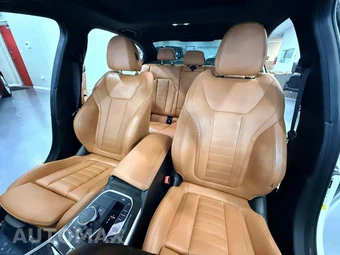 2020 BMW 3 Series Sedan 330i - miniatura 10
