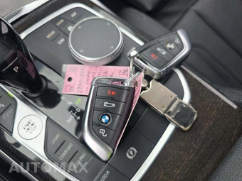 2020 BMW 3 Series Sedan 330i - miniatura 8
