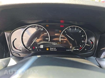 2020 BMW 3 Series Sedan 330i - miniatura 9