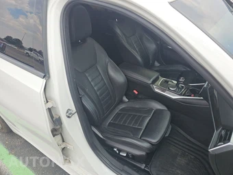 2020 BMW 3 Series Sedan 330i M SPORT LINE - miniatura 8