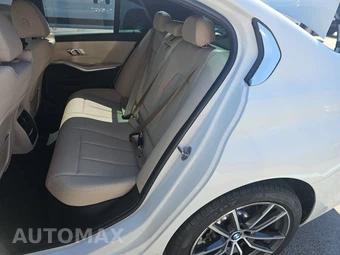 2020 BMW 3 Series Sedan 330i xDrive - miniatura 13