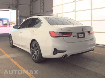 2020 BMW 3 Series Sedan 330i xDrive - miniatura 6