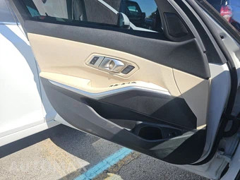2020 BMW 3 Series Sedan 330i xDrive - miniatura 9