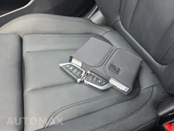 2020 BMW 3 Series Sedan 330i xDrive - miniatura 27