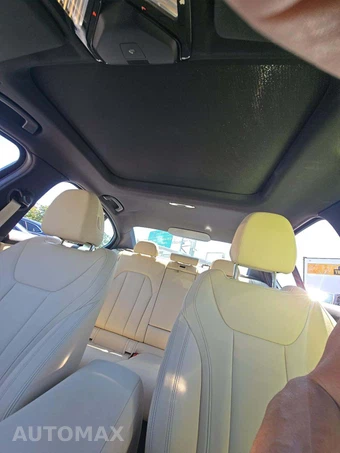 2020 BMW 3 Series Sedan 330i xDrive - miniatura 11
