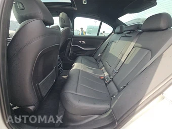 2020 BMW 3 Series Sedan 330i xDrive - miniatura 13